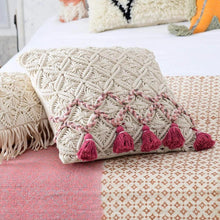 Load image into Gallery viewer, Macramé Throw with Pillow Pink Tassels
